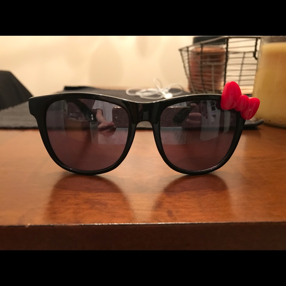 Hello Kitty Sunglasses